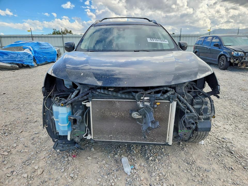 69107666 :رقم المزاد ، KNMAT2MV4KP544959 vin ، 2019 Nissan Rogue مزاد بيع