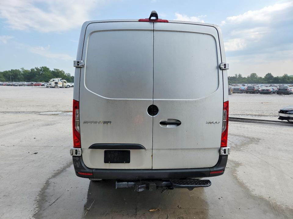 66611136 :رقم المزاد ، W1Y40BHY8LT025105 vin ، 2020 Mercedes-benz Sprinter مزاد بيع