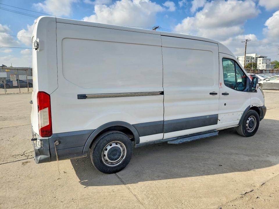 69799946 :رقم المزاد ، 1FTYE2CM6GKA15714 vin ، 2016 Ford Transit مزاد بيع