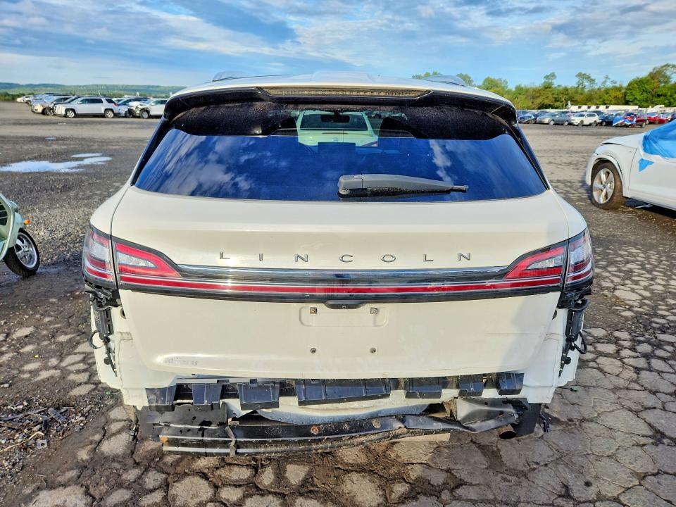 Продаж на аукціоні авто 2022 Lincoln Nautilus, vin: 2LMPJ8K94NBL08364, номер лоту: 69546836