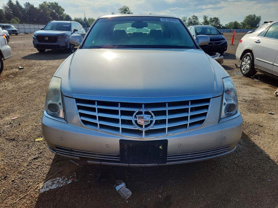 67102456 :رقم المزاد ، 1G6KD57Y06U243298 vin ، 2006 Cadillac Dts مزاد بيع