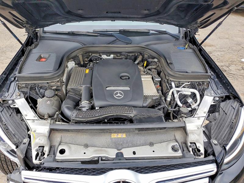 70679746 :رقم المزاد ، WDC0G4KB1KF661984 vin ، 2019 Mercedes-benz Glc مزاد بيع