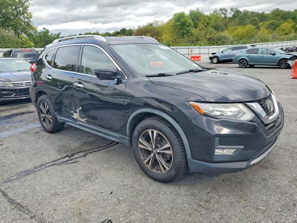 70865116 :رقم المزاد ، JN8AT2MV9JW310454 vin ، 2018 Nissan Rogue مزاد بيع