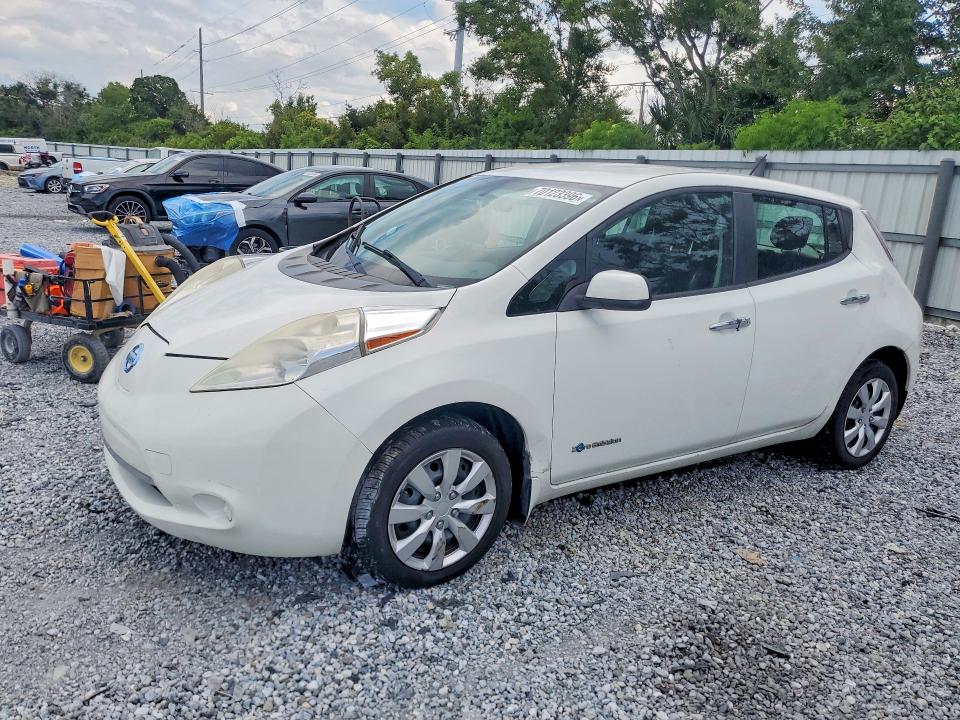 2015 Nissan Leaf მანქანა იყიდება აუქციონზე, vin: 1N4AZ0CPXFC309099, აუქციონის ნომერი: 70123396