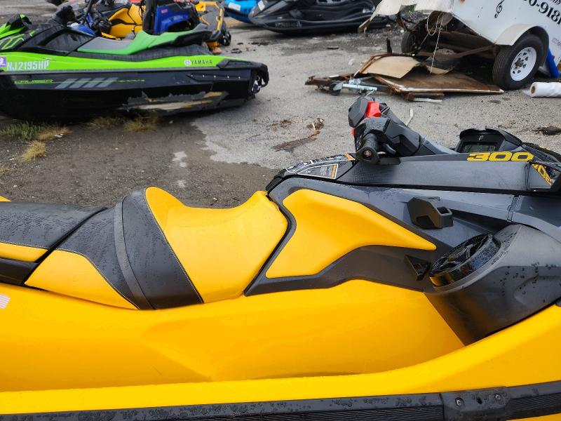 Продаж на аукціоні авто 2021 Sea Doo Jet Ski, vin: YDV40380A121, номер лоту: 69877396