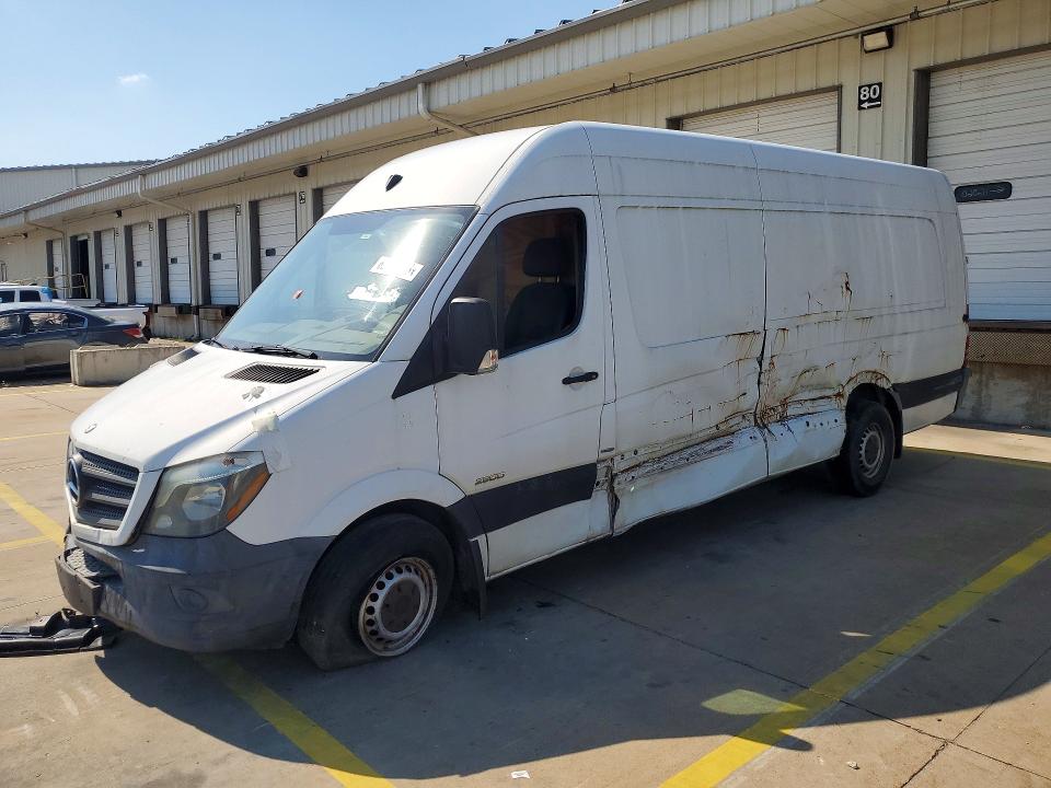 Продажа на аукционе авто 2015 Mercedes-benz Sprinter, vin: WD3PE8DCXFP145706, номер лота: 62997426