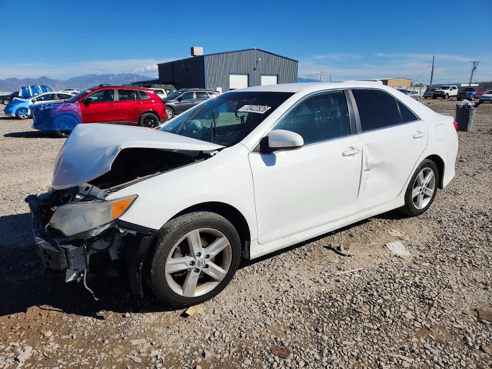 2014 Toyota Camry მანქანა იყიდება აუქციონზე, vin: 4T1BF1FKXEU422889, აუქციონის ნომერი: 70422826