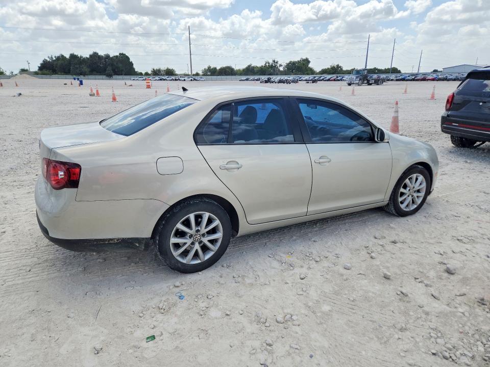 2010 Volkswagen Jetta მანქანა იყიდება აუქციონზე, vin: 3VWRX7AJXAM122430, აუქციონის ნომერი: 69114696