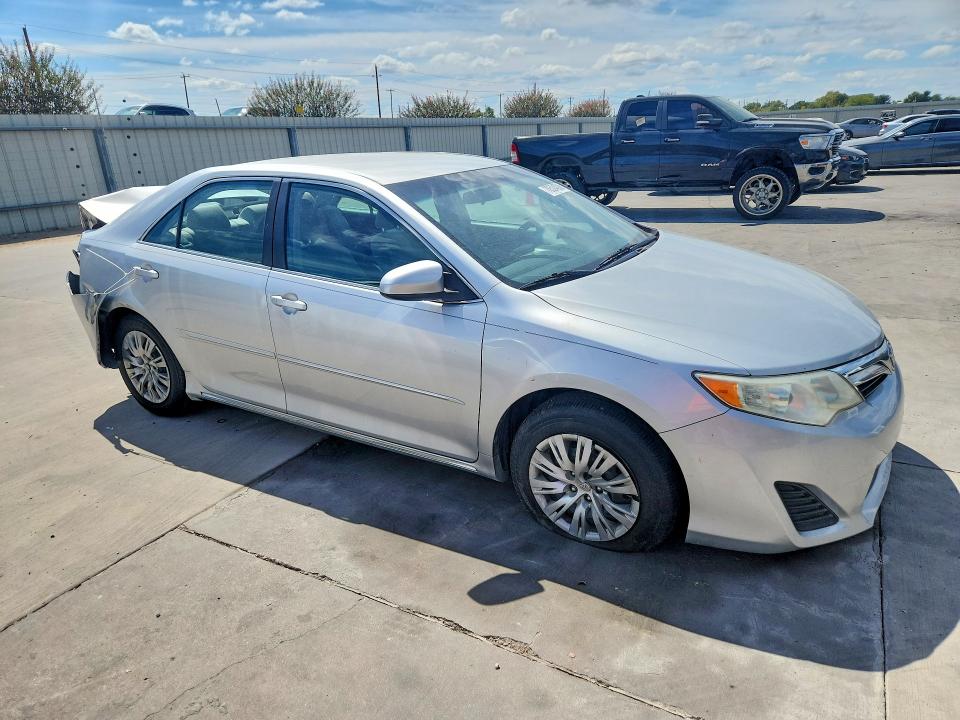 Aukcja sprzedaży 2014 Toyota Camry, vin: 4T4BF1FK0ER360148, numer aukcji: 70524086
