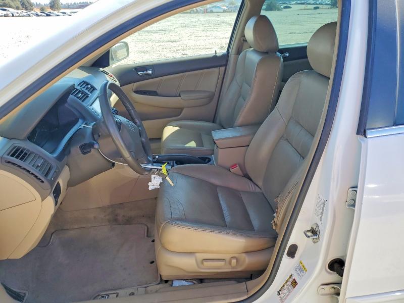2006 Honda Accord მანქანა იყიდება აუქციონზე, vin: 1HGCM56876A076721, აუქციონის ნომერი: 67752536