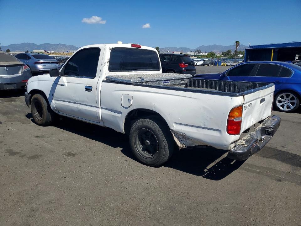 2000 Toyota Tacoma მანქანა იყიდება აუქციონზე, vin: 5TENL42N9YZ713357, აუქციონის ნომერი: 70682476