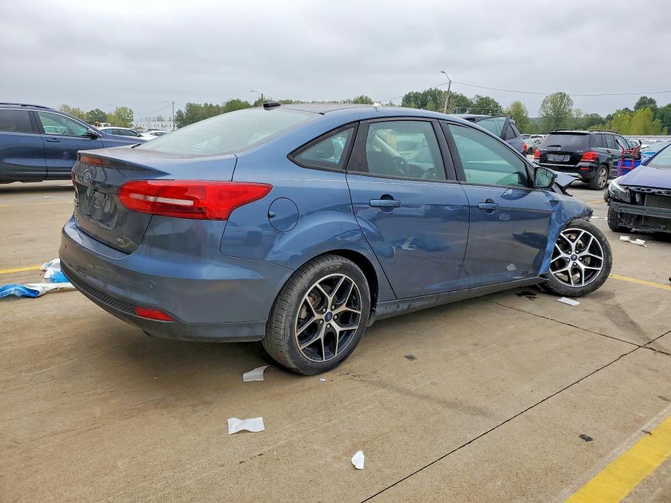 69774076 :رقم المزاد ، 1FADP3H29JL276882 vin ، 2018 Ford Focus مزاد بيع