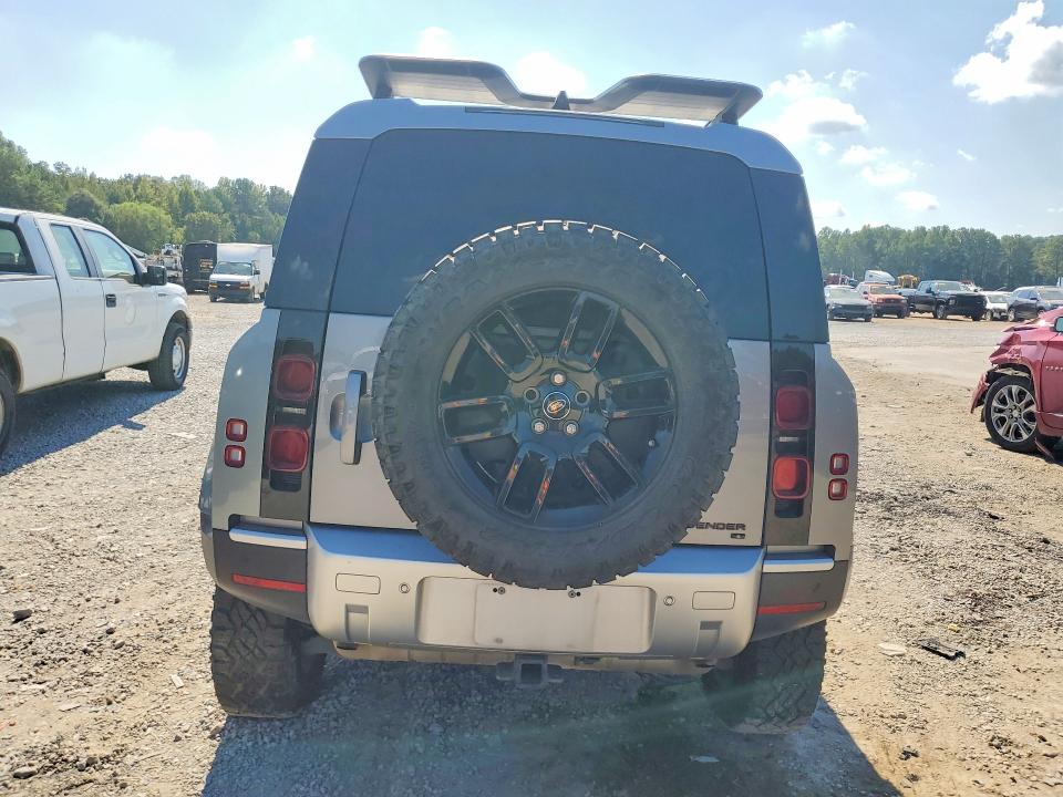 Продаж на аукціоні авто 2020 Land Rover Defender, vin: SALEJ7EX2L2021001, номер лоту: 70881006