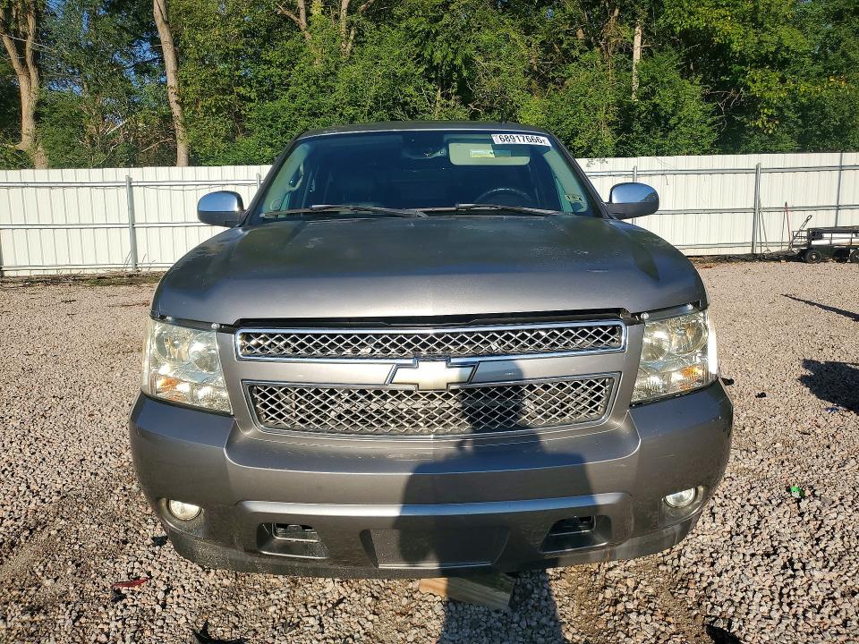 2008 Chevrolet Tahoe მანქანა იყიდება აუქციონზე, vin: 1GNFC13J78R169197, აუქციონის ნომერი: 68917666
