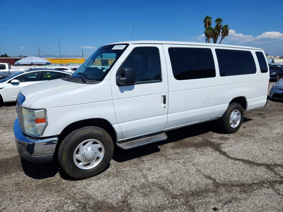 70270816 :رقم المزاد ، 1FBSS3BL1CDB20435 vin ، 2012 Ford Econoline مزاد بيع