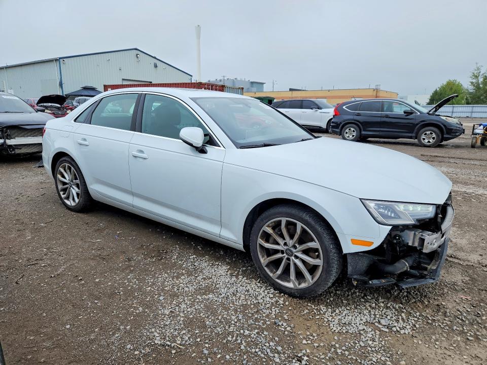 Продаж на аукціоні авто 2017 Audi A4, vin: WAUBNAF46HA084516, номер лоту: 66720736