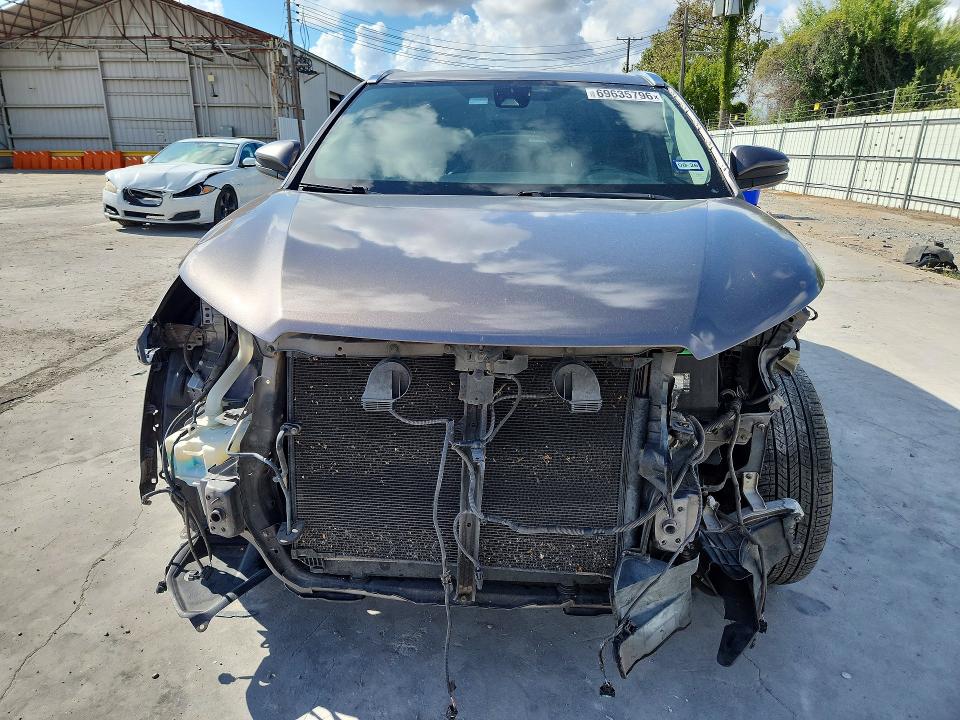 69635796 :رقم المزاد ، 5TDKZRFH2HS518801 vin ، 2017 Toyota Highlander مزاد بيع
