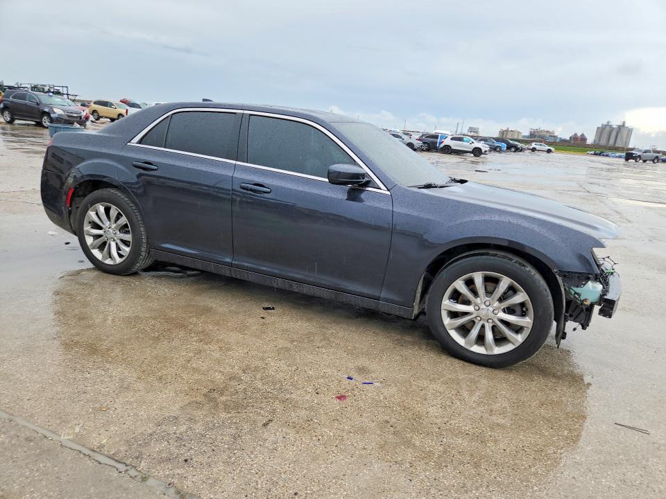 Продаж на аукціоні авто 2018 Chrysler 300, vin: 2C3CCARG6JH231643, номер лоту: 68130936