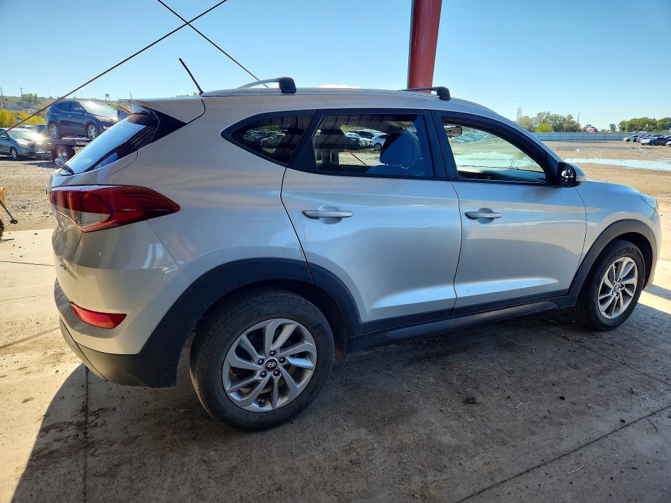 Продажа на аукционе авто 2016 Hyundai Tucson, vin: KM8J3CA41GU130883, номер лота: 70665766