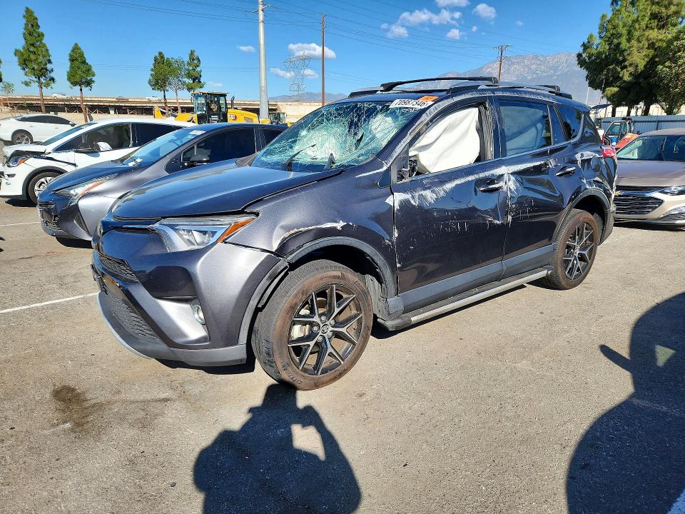 Продаж на аукціоні авто 2017 Toyota Rav4, vin: JTMNFREV8HJ132118, номер лоту: 70987346