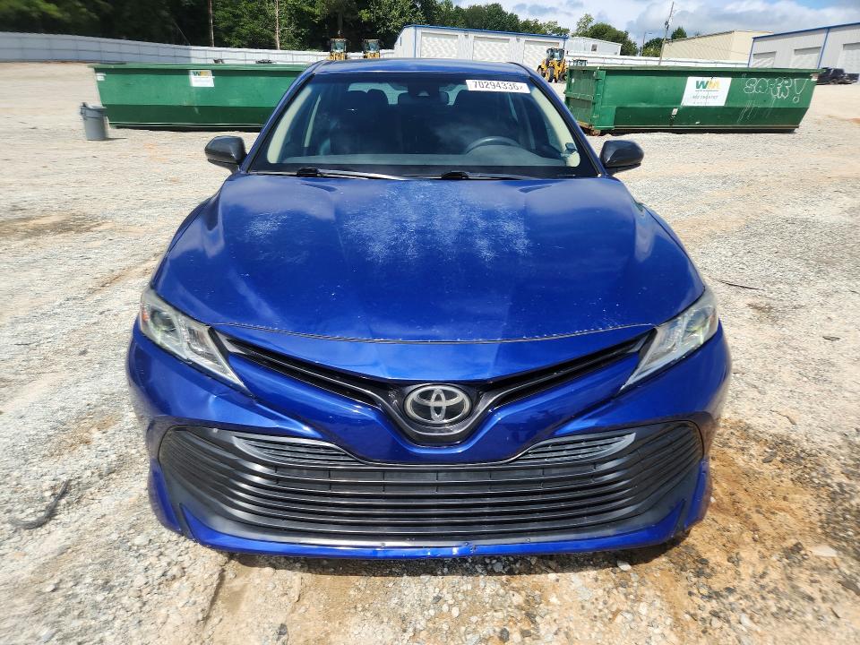 70294336 :رقم المزاد ، JTNB11HK5J3015574 vin ، 2018 Toyota Camry مزاد بيع
