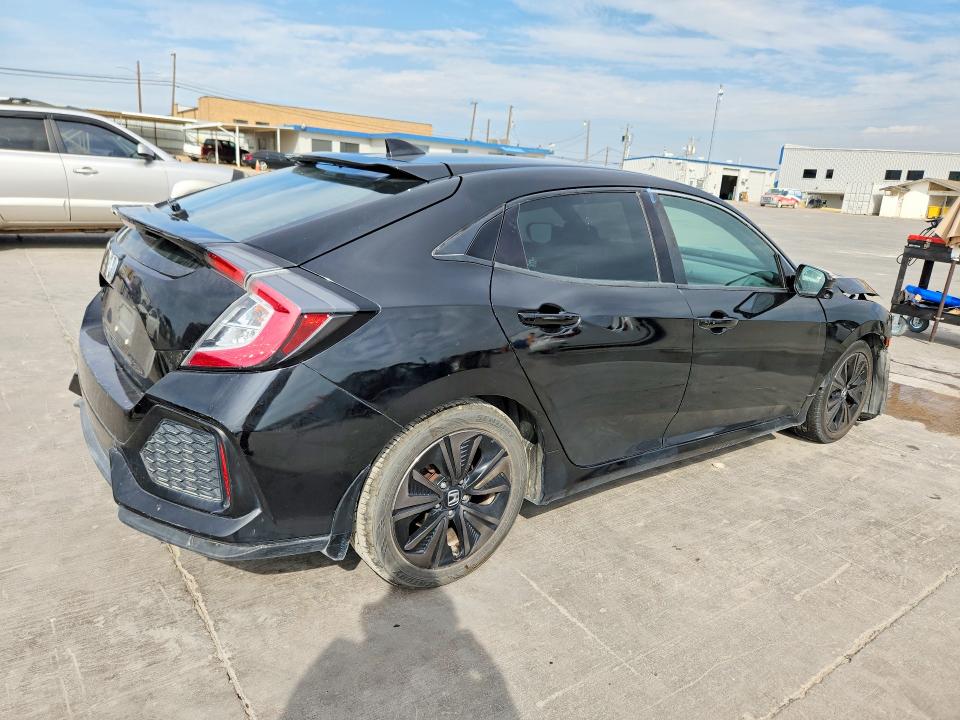 2018 Honda Civic მანქანა იყიდება აუქციონზე, vin: SHHFK7H52JU219802, აუქციონის ნომერი: 70709526