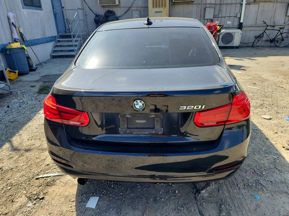 Продажа на аукционе авто 2016 Bmw 320, vin: WBA8A9C59GK616156, номер лота: 68818786