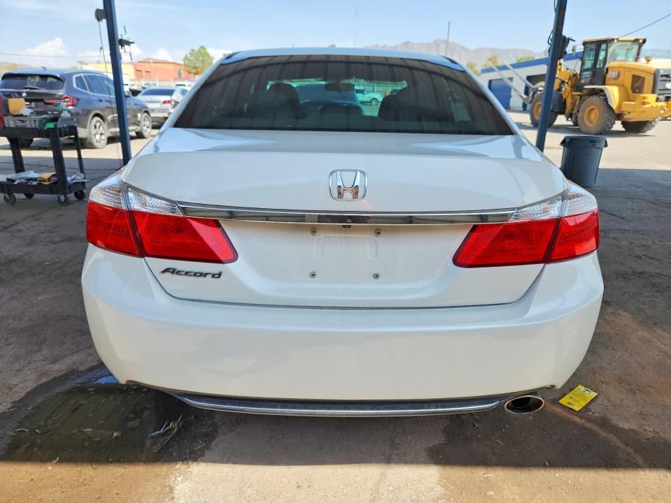 2015 Honda Accord მანქანა იყიდება აუქციონზე, vin: 1HGCR2F3XFA123308, აუქციონის ნომერი: 69358186