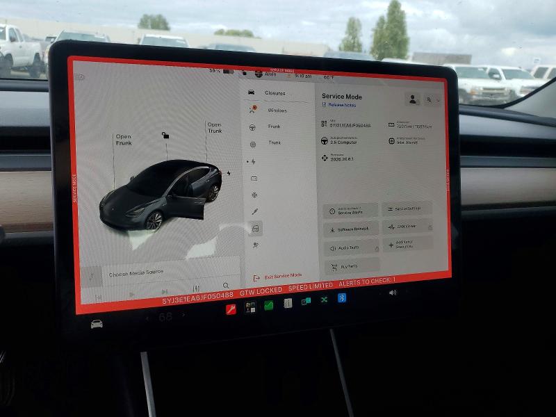 67058616 :رقم المزاد ، 5YJ3E1EA6JF050488 vin ، 2018 Tesla Model 3 مزاد بيع