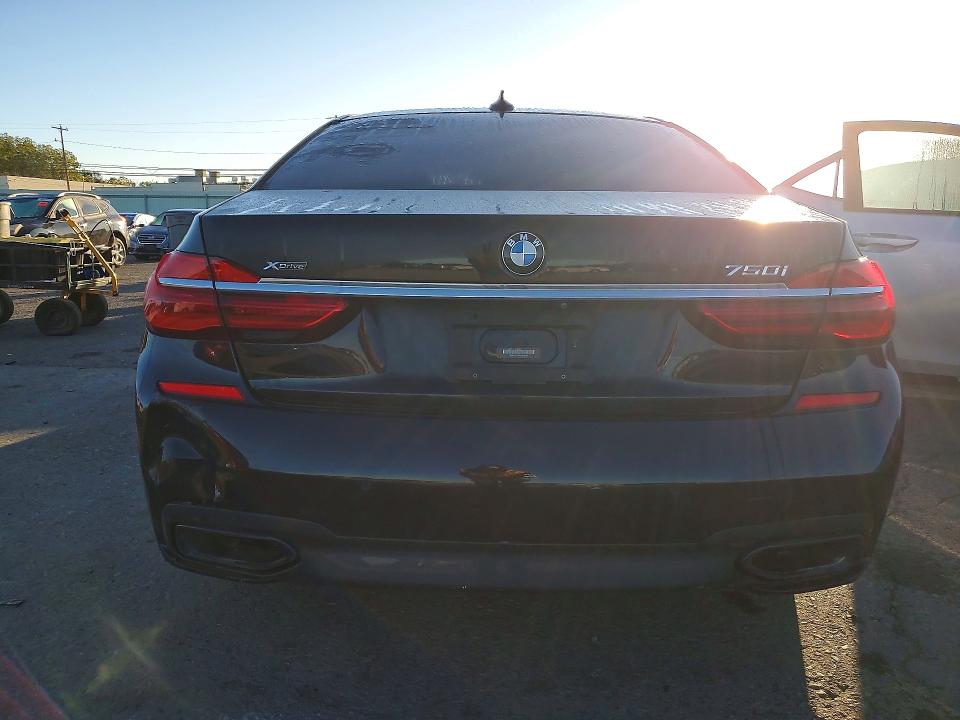 2016 Bmw 750 მანქანა იყიდება აუქციონზე, vin: WBA7F2C56GG419291, აუქციონის ნომერი: 68550806
