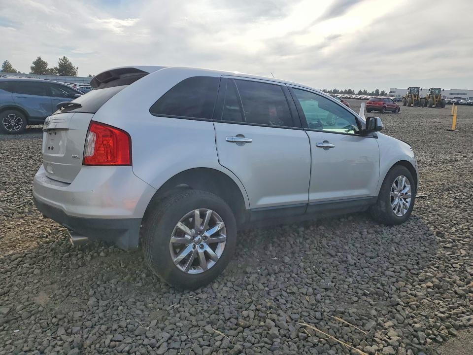 2011 Ford Edge მანქანა იყიდება აუქციონზე, vin: 2FMDK3JC4BBA81250, აუქციონის ნომერი: 69649026