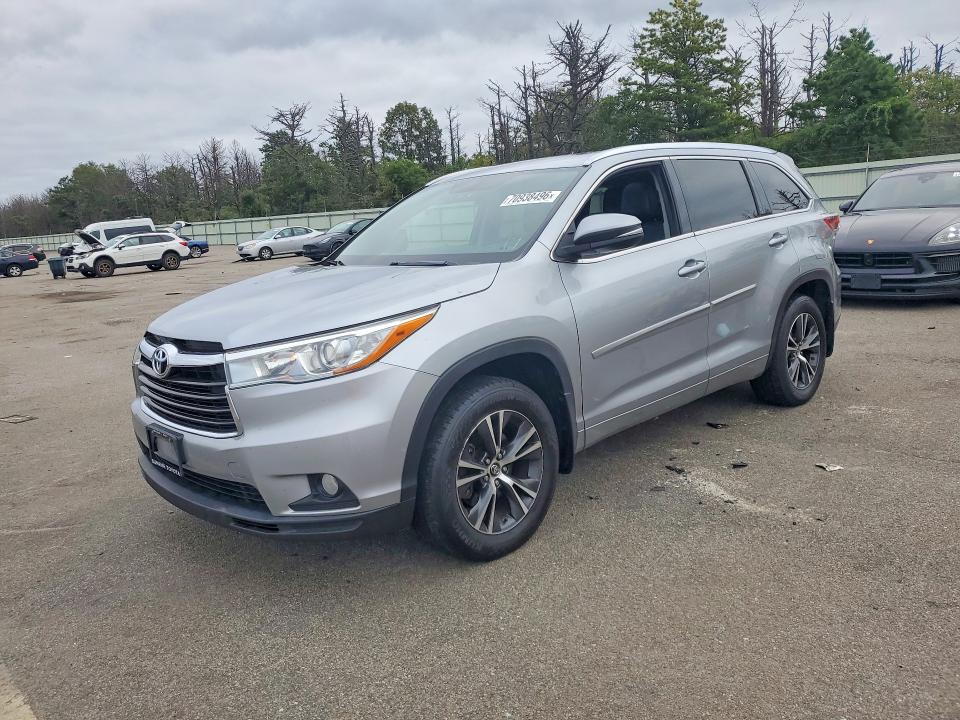 2016 Toyota Highlander მანქანა იყიდება აუქციონზე, vin: 5TDJKRFH2GS324333, აუქციონის ნომერი: 70938496