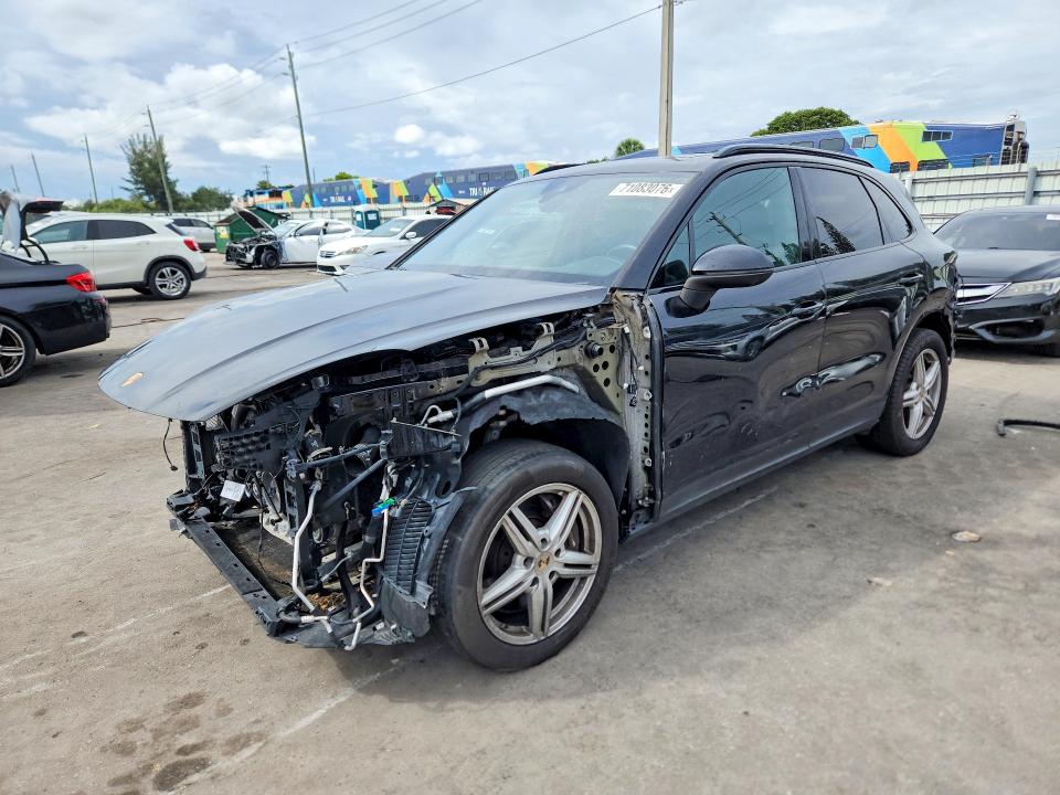 71083076 :رقم المزاد ، WP1AA2AY9PDA02283 vin ، 2023 Porsche Cayenne مزاد بيع