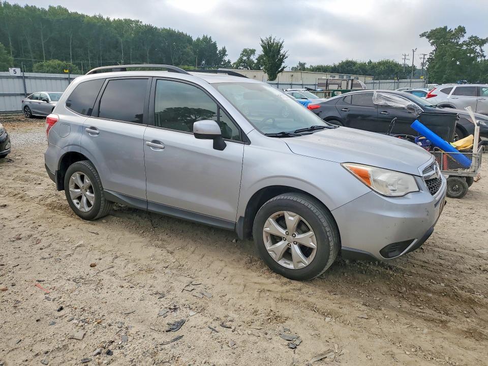67171926 :رقم المزاد ، JF2SJAGC6EH453917 vin ، 2014 Subaru Forester مزاد بيع