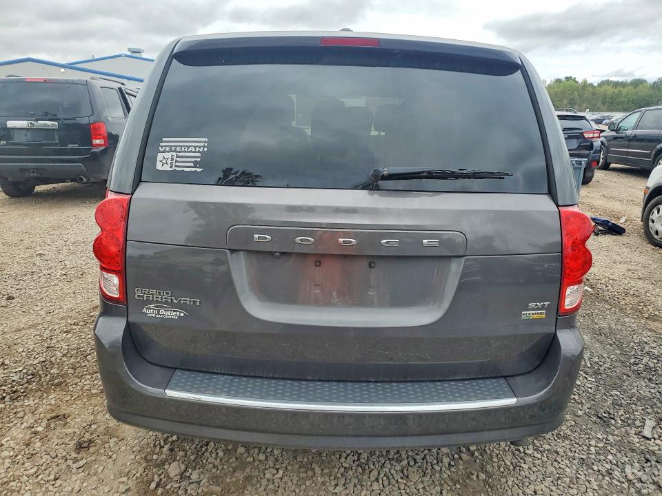 70829576 :رقم المزاد ، 2C4RDGCG5KR545990 vin ، 2019 Dodge Grand Caravan مزاد بيع