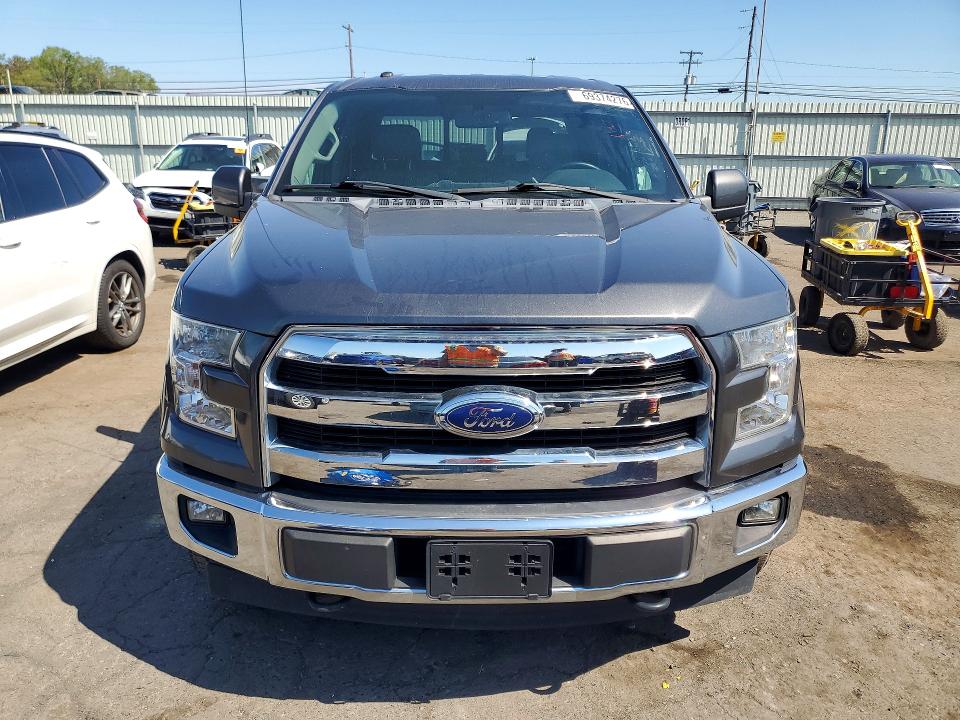 69374276 :رقم المزاد ، 1FTEW1EG5HFB23270 vin ، 2017 Ford F150 مزاد بيع