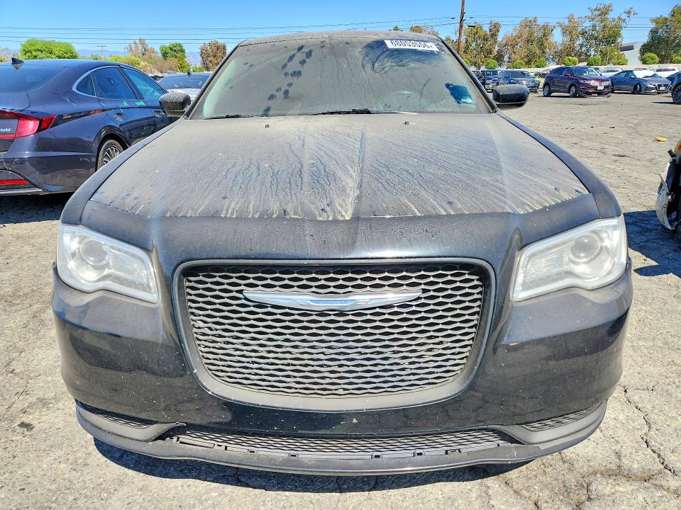 Aukcja sprzedaży 2015 Chrysler 300, vin: 2C3CCAAG0FH813885, numer aukcji: 68053556