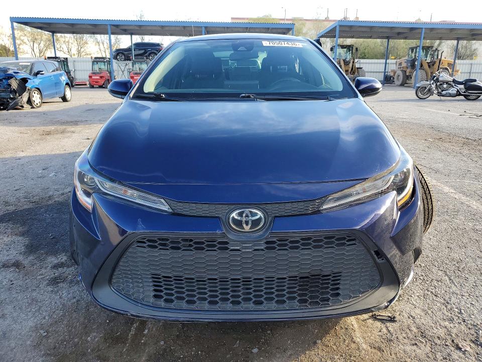 70507436 :رقم المزاد ، JTDVPMAEXNJ204342 vin ، 2022 Toyota Corolla مزاد بيع