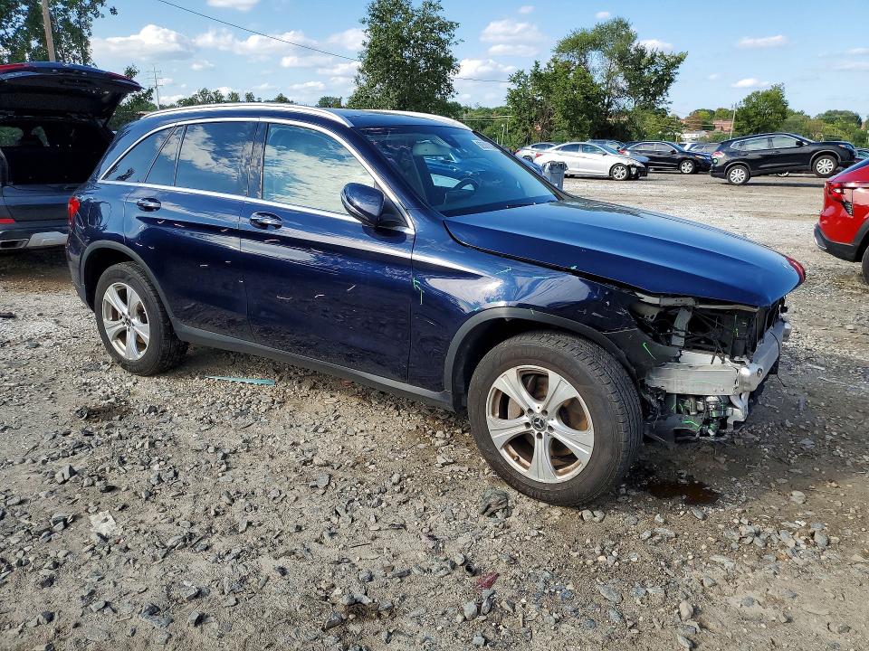 68500106 :رقم المزاد ، WDC0G4KB0HV012384 vin ، 2017 Mercedes-benz Glc مزاد بيع