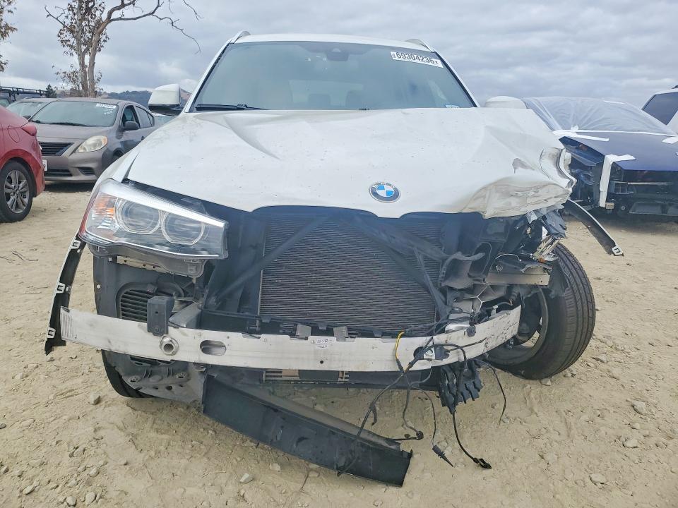 69304236 :رقم المزاد ، 5UXWX9C5XG0D63855 vin ، 2016 Bmw X3 مزاد بيع