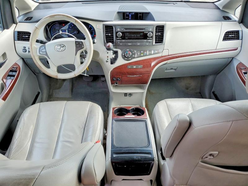Продажа на аукционе авто 2014 Toyota Sienna, vin: 5TDYK3DCXES428827, номер лота: 70607826