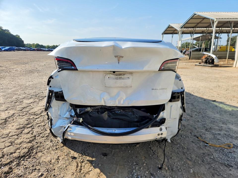 66913986 :رقم المزاد ، 7SAYGDEE6NF420559 vin ، 2022 Tesla Model Y مزاد بيع