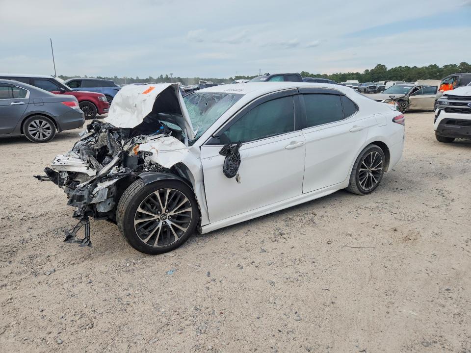 Продажа на аукционе авто 2018 Toyota Camry, vin: 4T1B11HK4JU005645, номер лота: 69954426