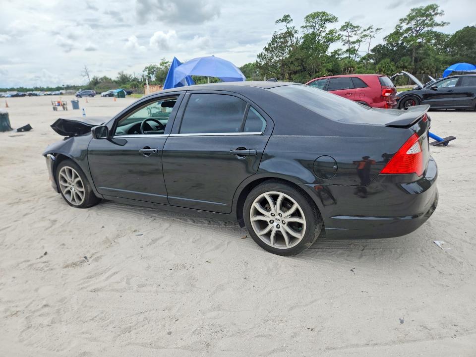 70864966 :رقم المزاد ، 3FAHP0HA8AR392695 vin ، 2010 Ford Fusion مزاد بيع