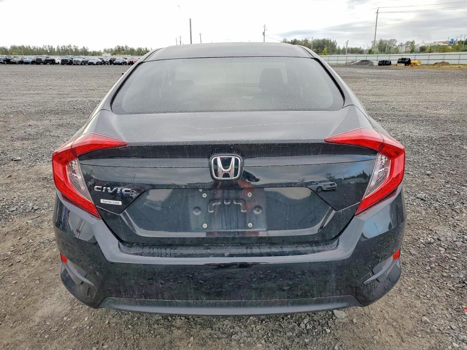 66640946 :رقم المزاد ، 2HGFC2F8XJH040630 vin ، 2018 Honda Civic مزاد بيع
