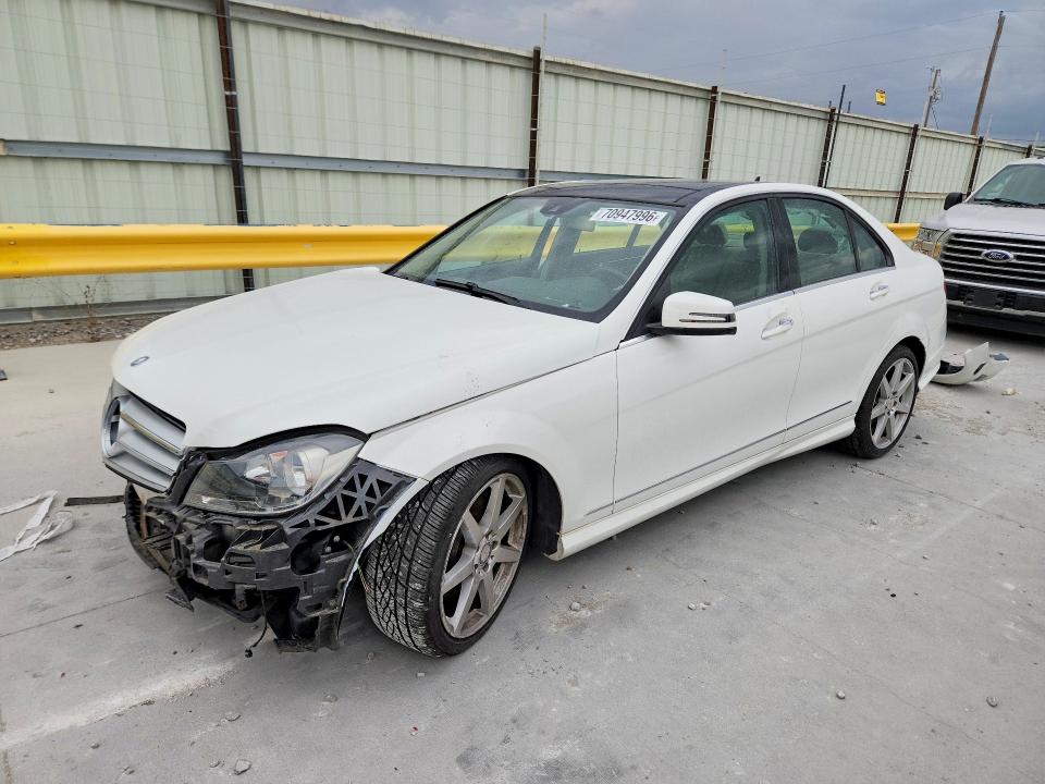 Продаж на аукціоні авто 2014 Mercedes-benz C, vin: WDDGF8AB3EA957838, номер лоту: 70947996