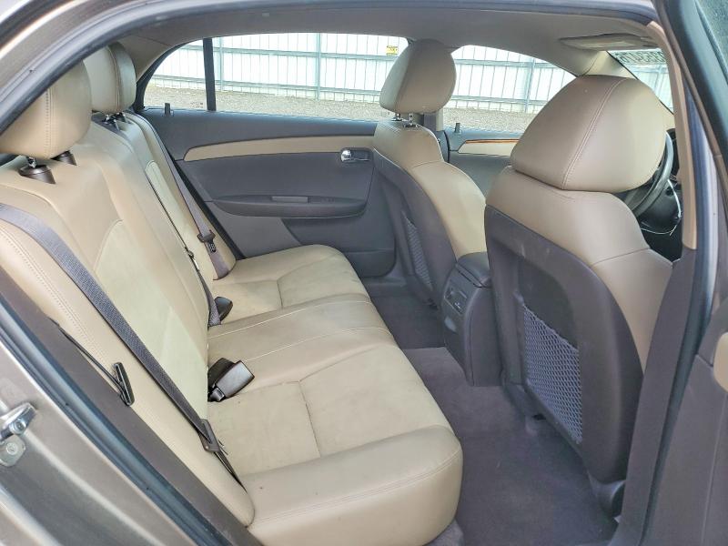 70353476 :رقم المزاد ، 1G1ZD5E77BF303963 vin ، 2011 Chevrolet Malibu مزاد بيع