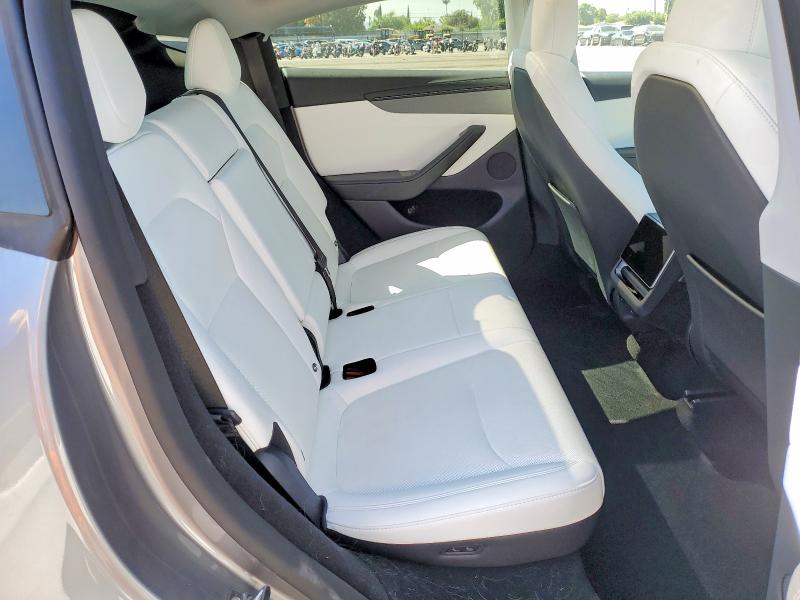 2026 Tesla Model Y მანქანა იყიდება აუქციონზე, vin: 7SAYGDEE9TF336586, აუქციონის ნომერი: 67861766