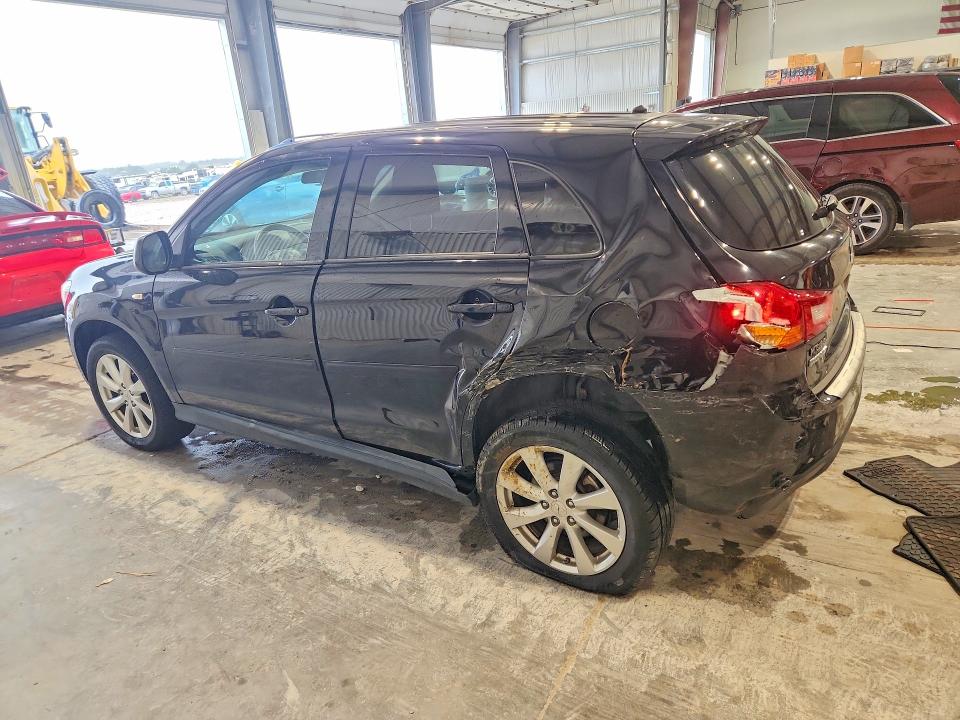68961376 :رقم المزاد ، 4A4AR3AW8FE040555 vin ، 2015 Mitsubishi Outlander Sport مزاد بيع