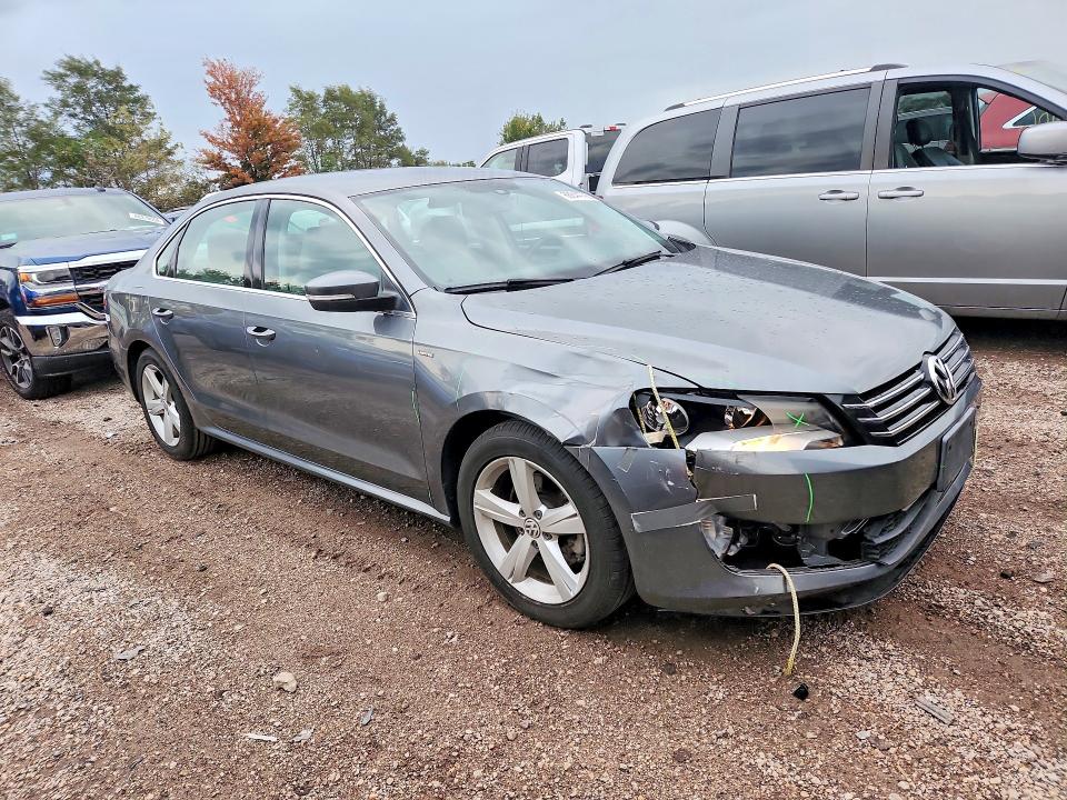 Продажа на аукционе авто 2015 Volkswagen Passat, vin: 1VWAT7A36FC103246, номер лота: 68844796